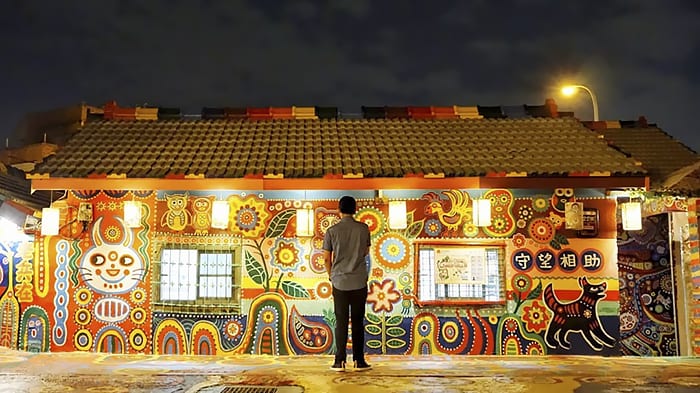 96 Year Old Painter Saves Village