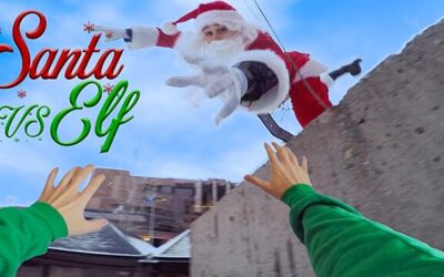 Funny Santa VS Elf Parkour